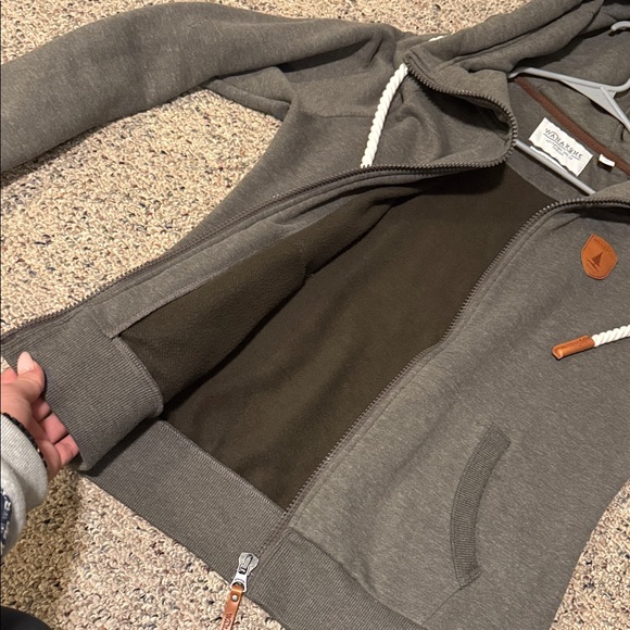 Wanakome grey womens full zip. size Medium. - Picture 7 of 9